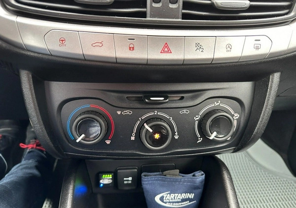 Fiat Tipo cena 43900 przebieg: 79075, rok produkcji 2019 z Koprzywnica małe 232